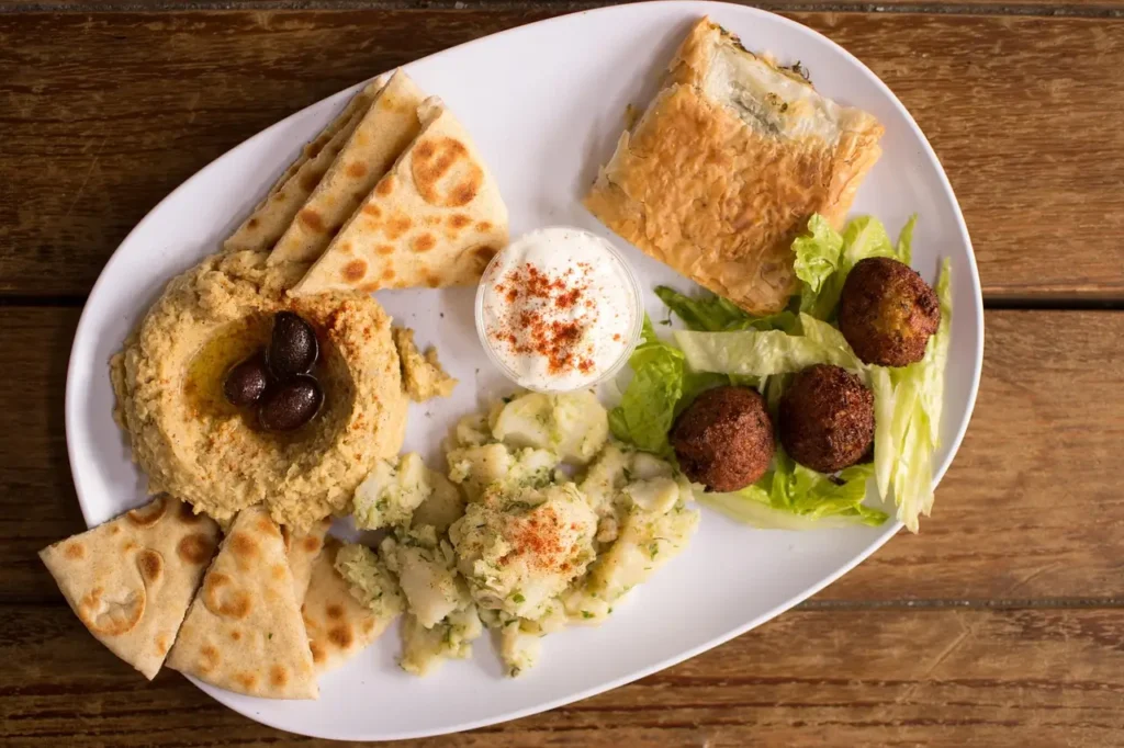 Falafel & Hummus Combos