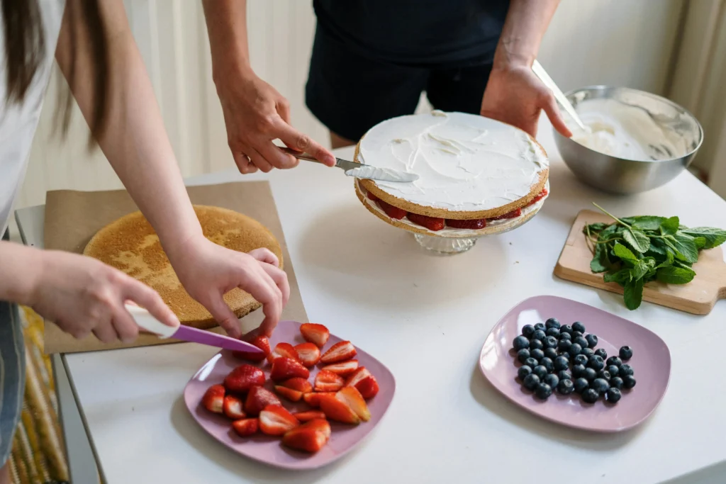 Layering and Structuring Multi‑Tier Cakes